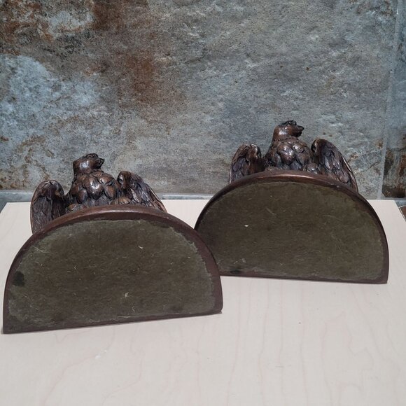 Vintage Pair Wooden Bald Eagle Bookends - Picture 6 of 12